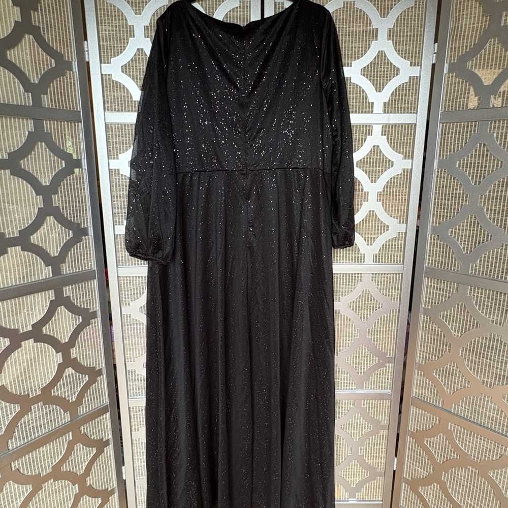 NWT Ever Pretty Black And Silver 3/4 Of A Sleeve V-Neck Women’s Dress - Picture 7 of 8